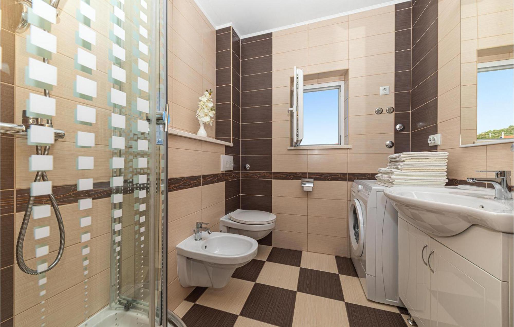 Gorgeous Apartment In Marina With Wifi Esterno foto